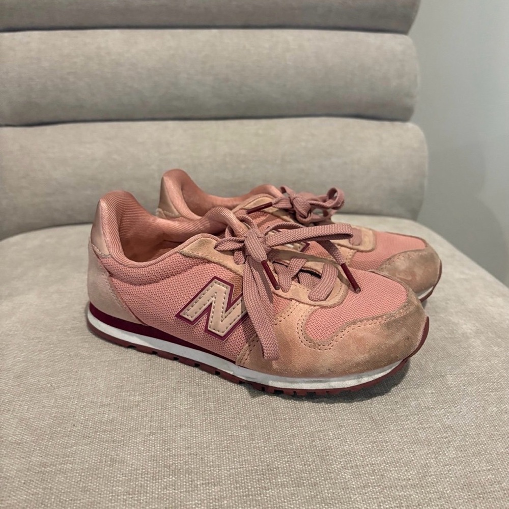 New Balance 311